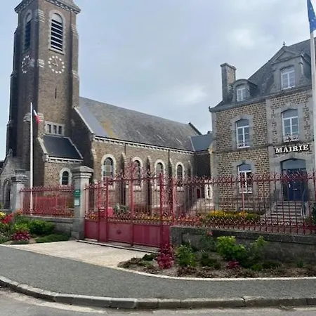 House In Award-winning Village