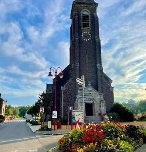 House In Award-winning Village Holiday home