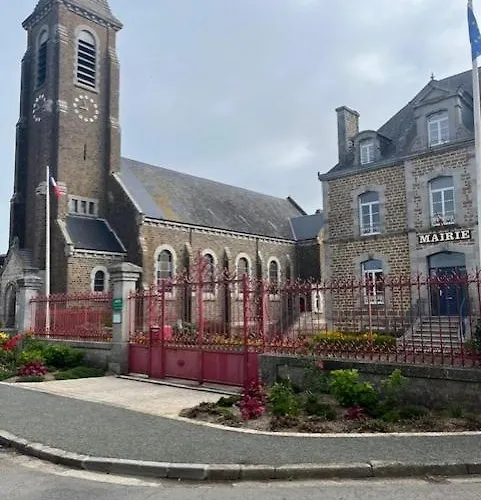 House In Award-winning Village